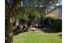 Maison ancienne et chaleureuse