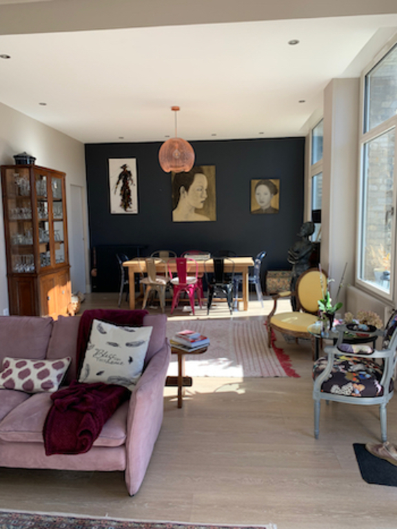 living room with access to terrace