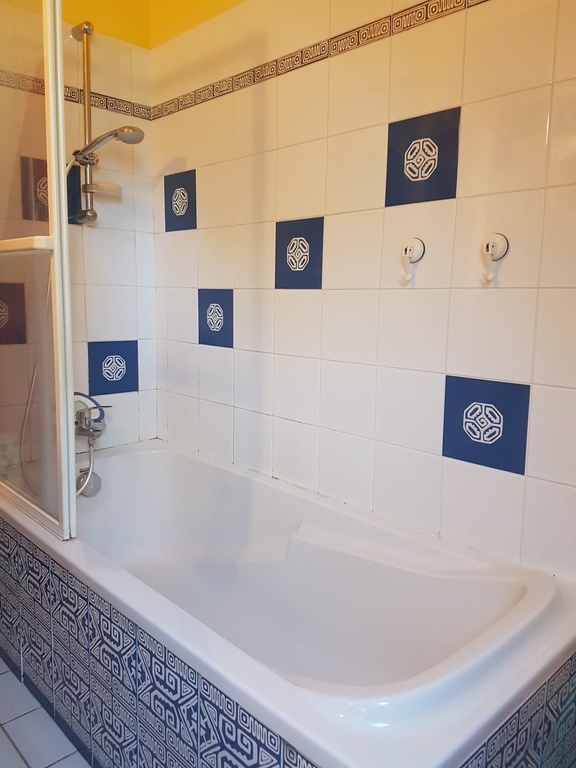 The barhroom at the first floor.