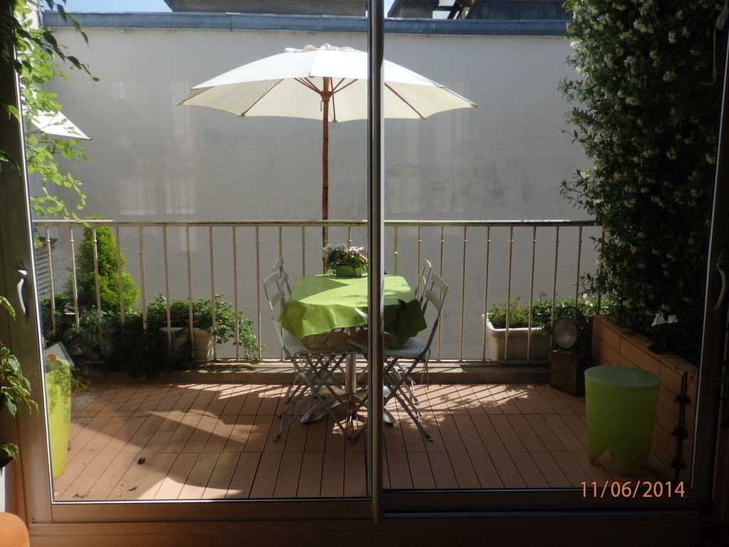 Terrasse (from the living room)