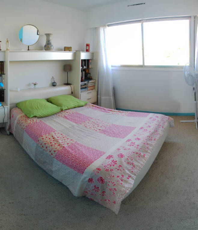 La chambre - The bedroom