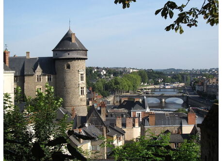 Le vieux Château de Laval