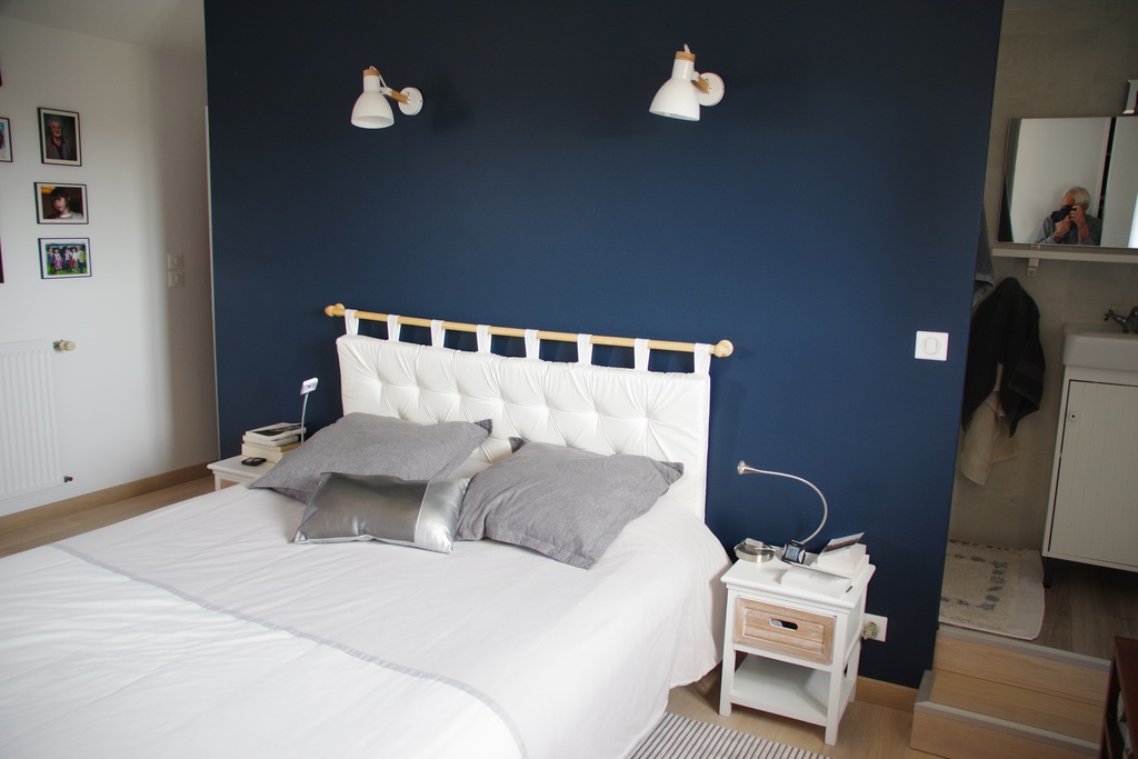 Bedroom whith Shower