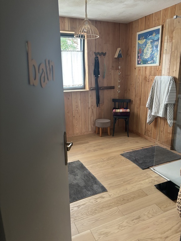 Salle de bain rez-de-chaussée