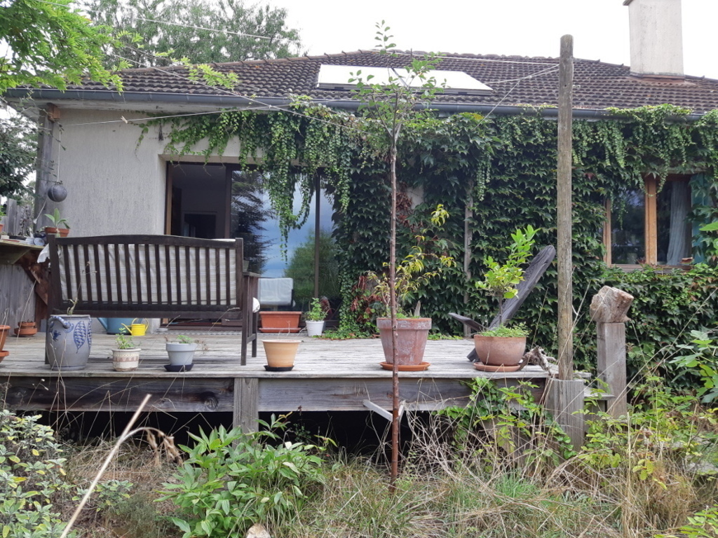 La terrasse. 15m² wooden terrace