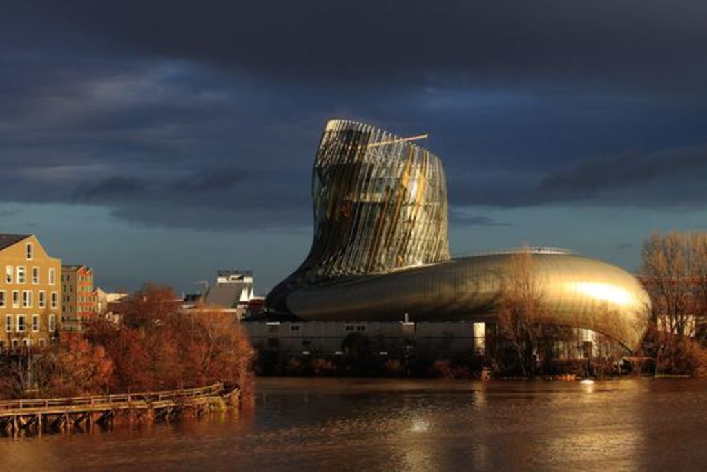 Wine city of Bordeaux