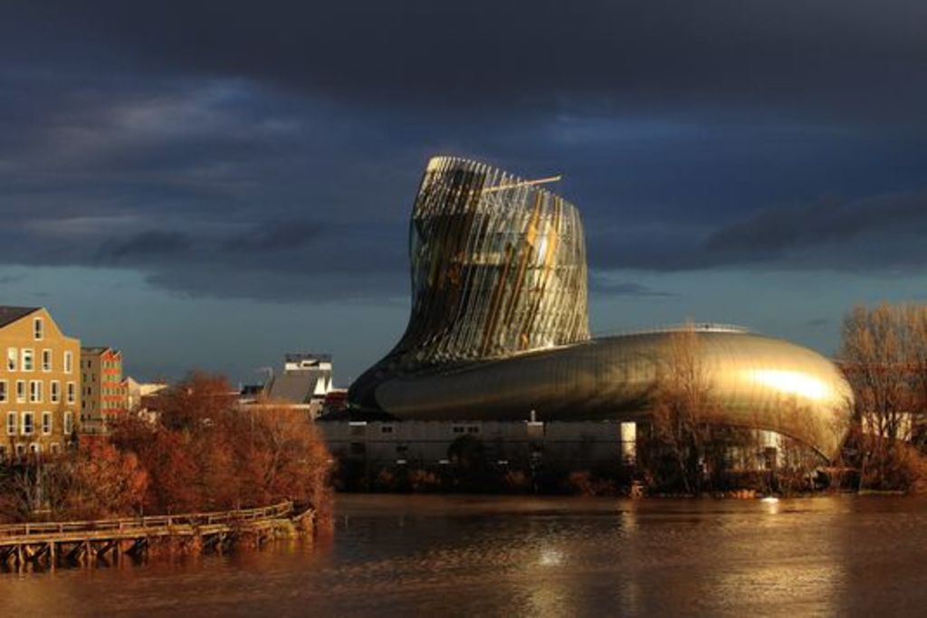 Wine city of Bordeaux