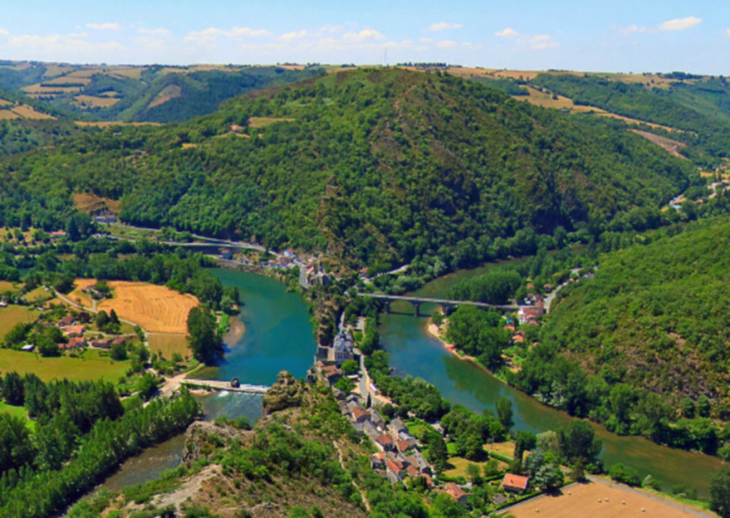 Ambialet, where the river Tarn is coming two times...