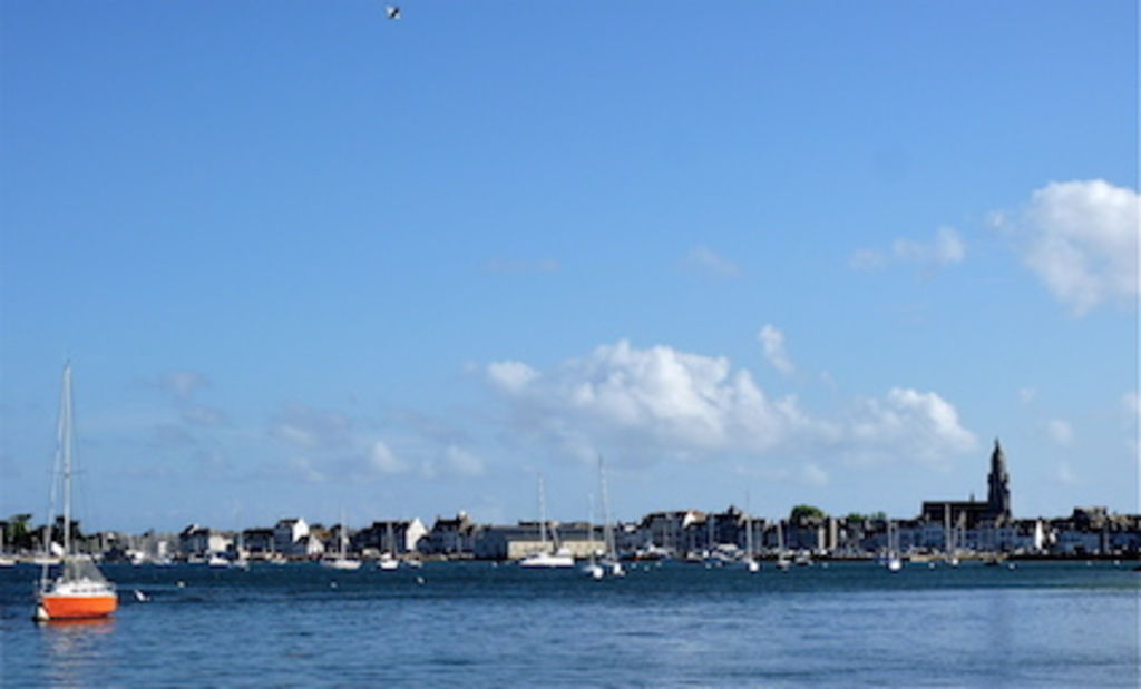 Le Croisic is a nice fishing harbor on the Presqu'Ile