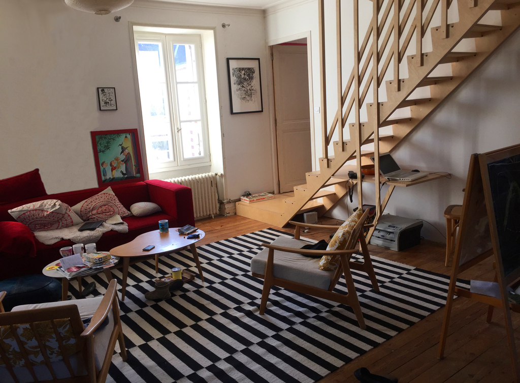 Living room (street side)