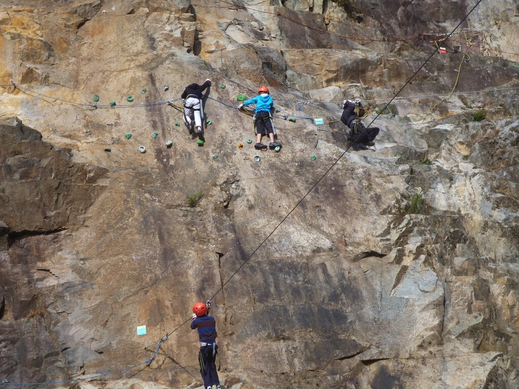 Climbing in the island to the magpies (6km from our house)