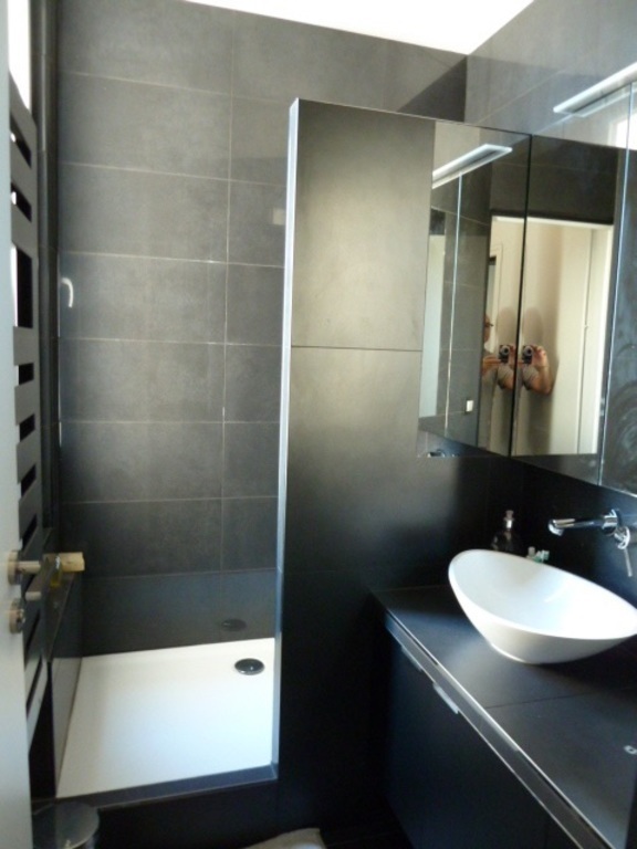 The bathroom (shower with view on Paris and Montparnasse tower)