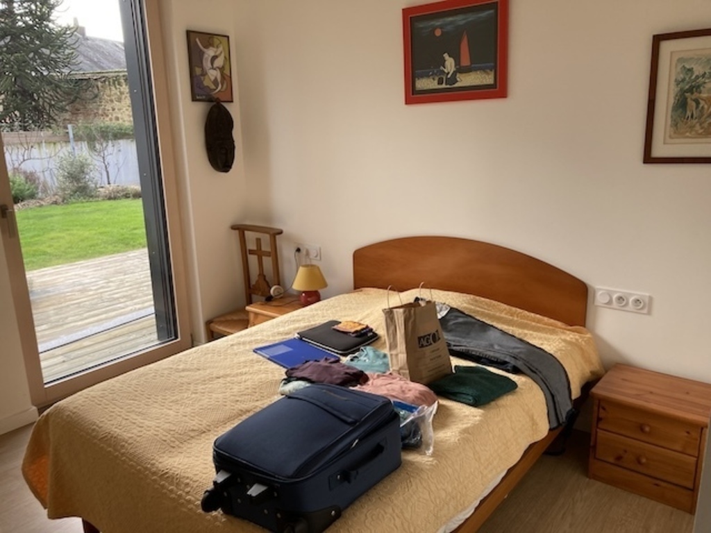 chambre 2 , vue sur jardin