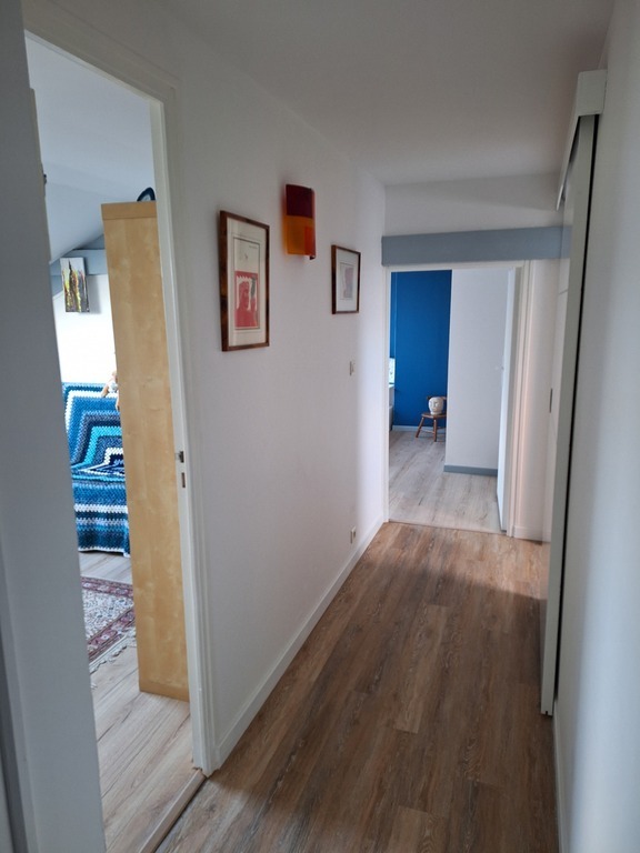 Corridor second floor