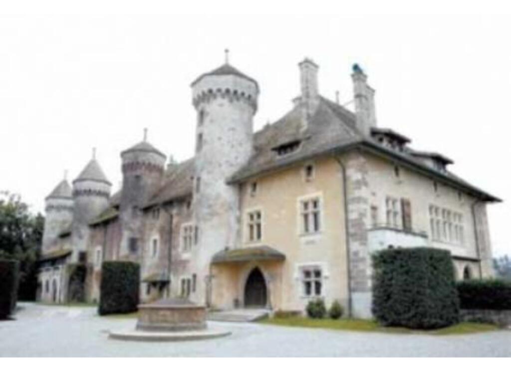 Ripaille Castle -10 kms