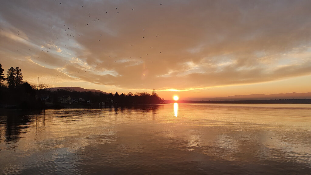 sunset by the lake 