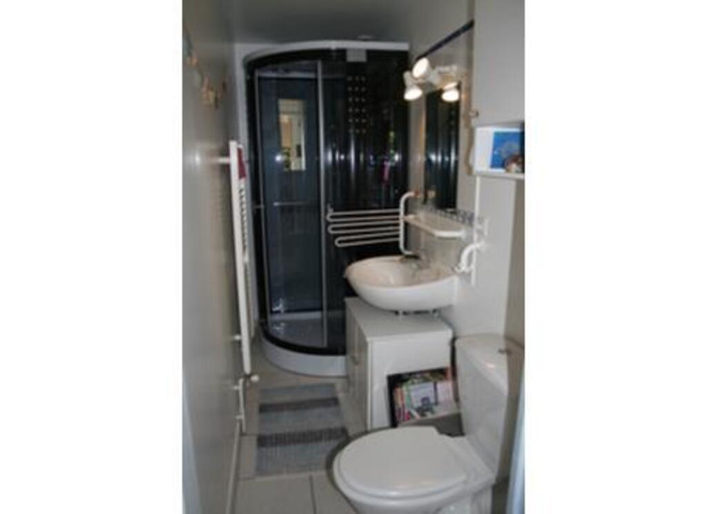 Shower room downstairs