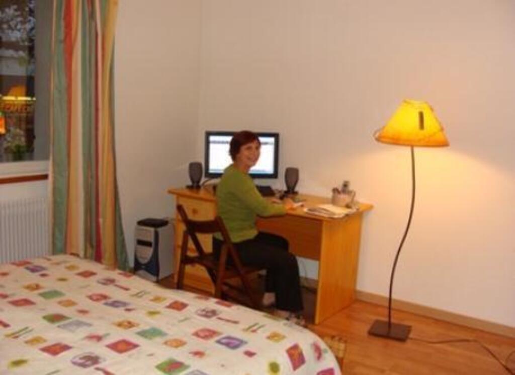 Bedroom downstairs with double bed 1.60 wide