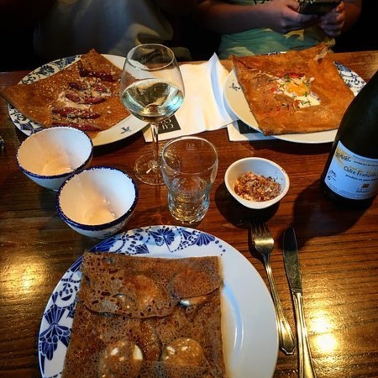 Creperies are "the" traditional restaurant of Brittany