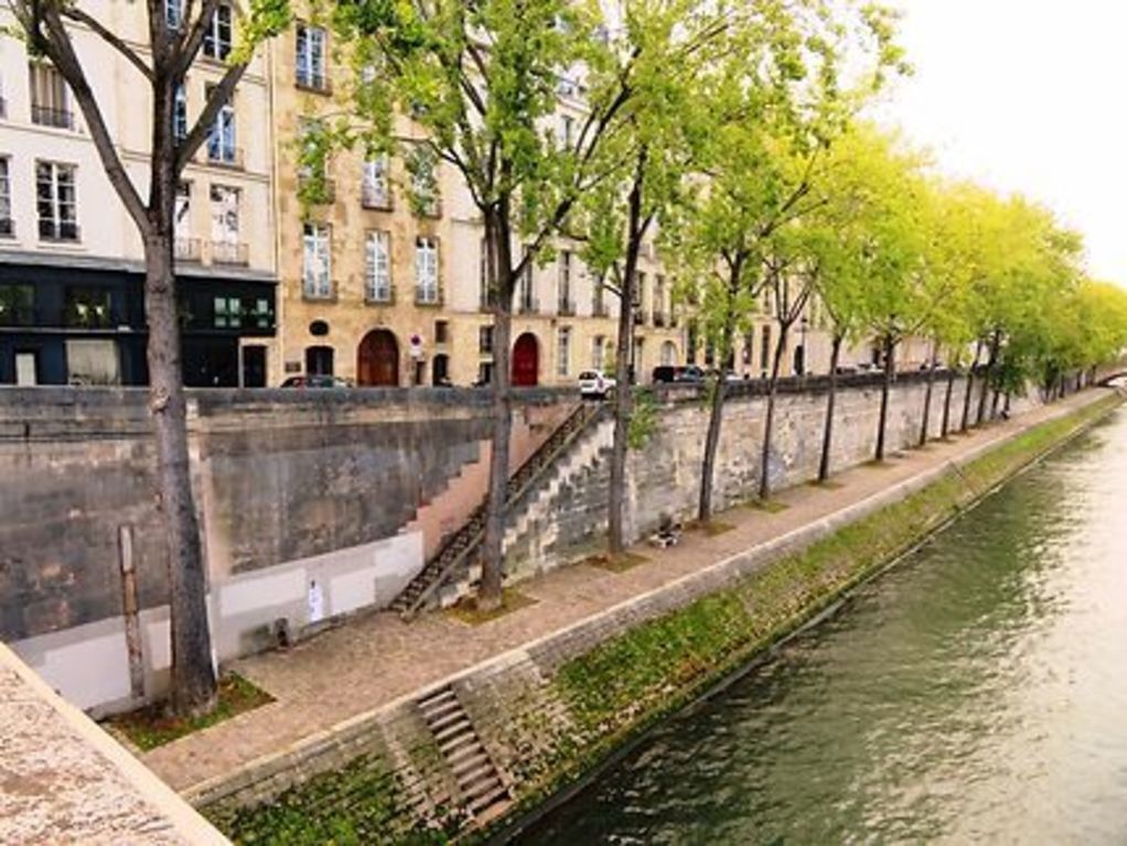 Seine river, Paris
