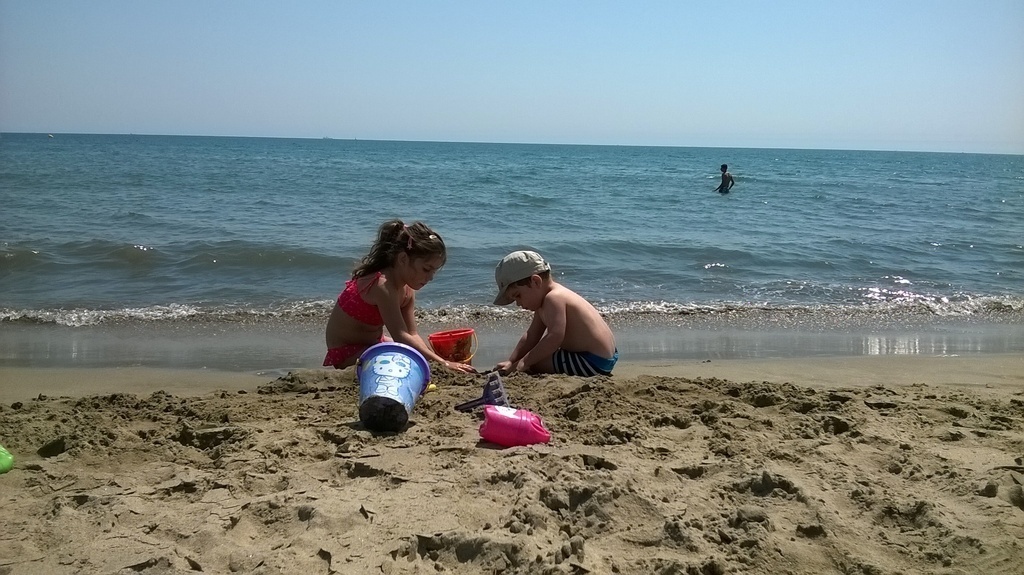 In plage Napoléon, not the closest to home but my favourite : huge, with sand... delicious! 
