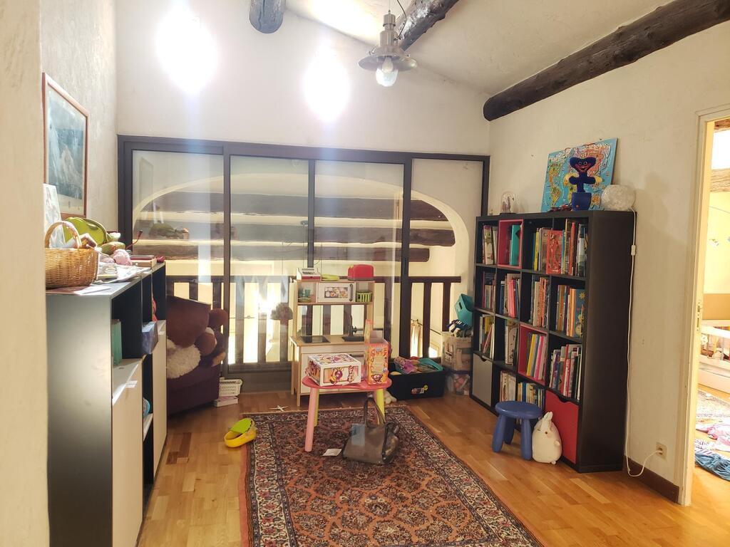 upstairs, many toys and books!