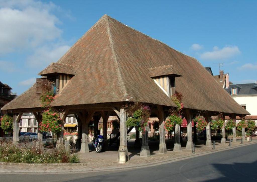 Lyons-la-Forêt, la halle