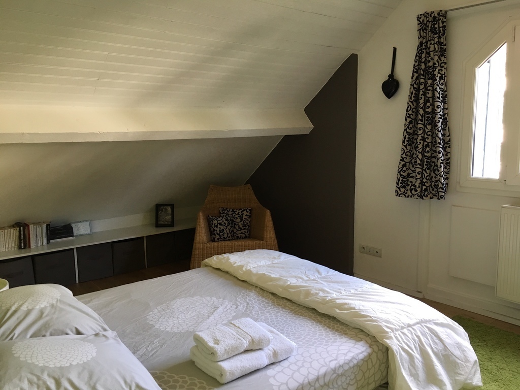 Chambre d'amis au 2ème étage, lit en 140 