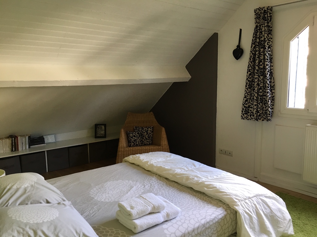 Chambre d'amis au 2ème étage, lit en 140 