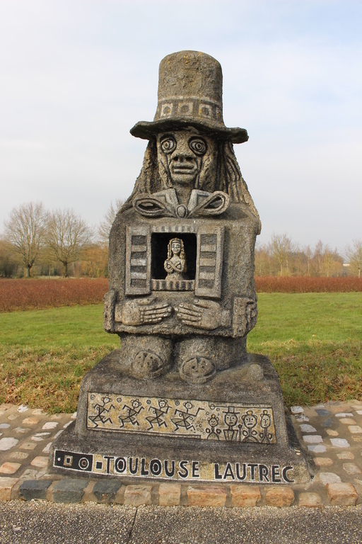 Le Musée Robert Tatin, une statue de l'Allée des Géants