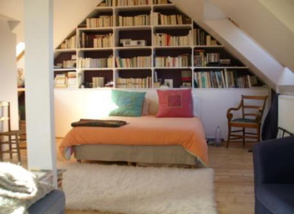 Parent's bedroom (bedroom n°4) in the attic