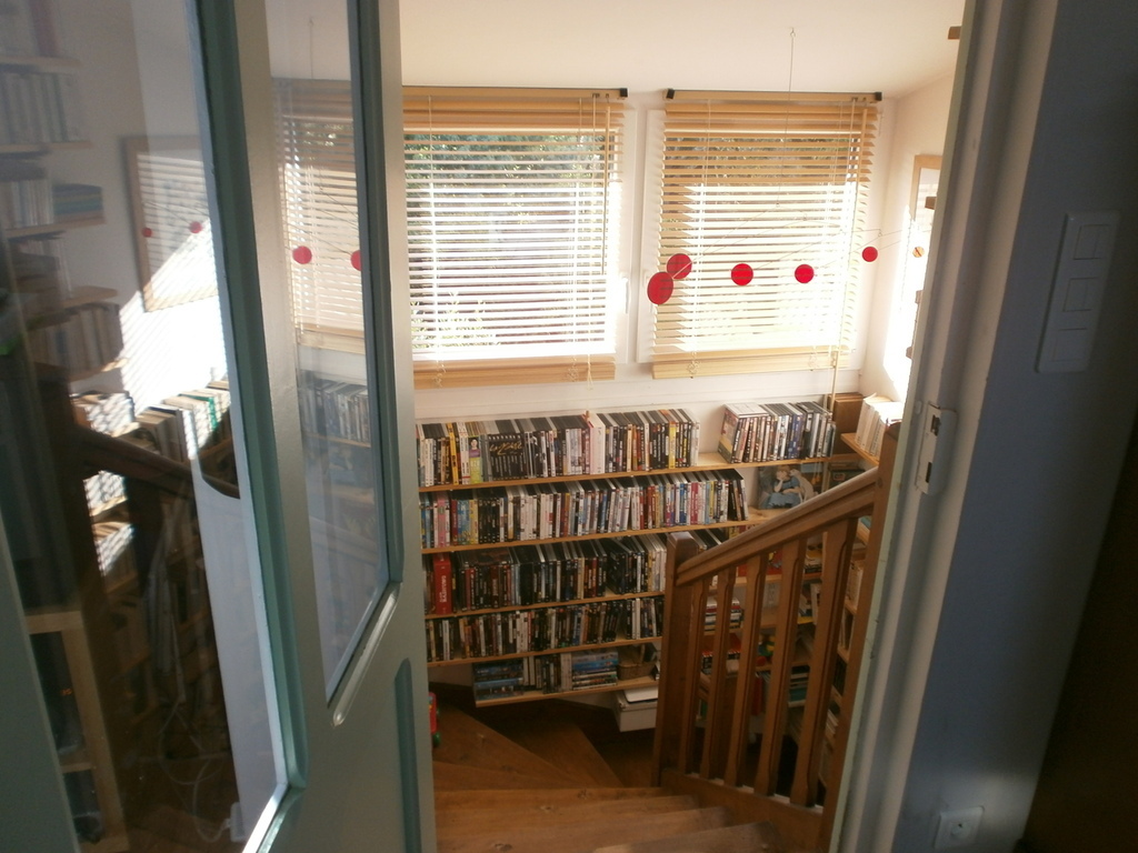 Stairs from 1st floor to the 3th floor (attic, parent's bed room)