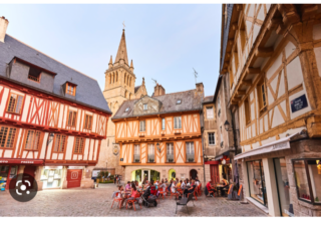 Vieux Vannes ( nous aimons beaucoup cette ville) 45 min