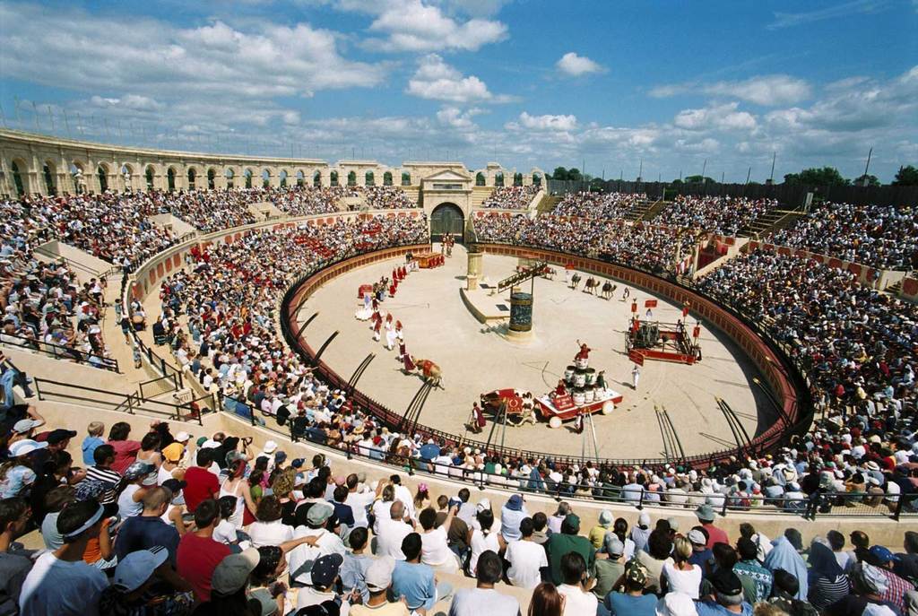 Spectacle du Puy Du Fou - unique in the world