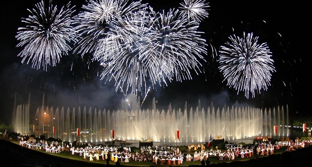 Spectacle Puy du Fou - first show of the world