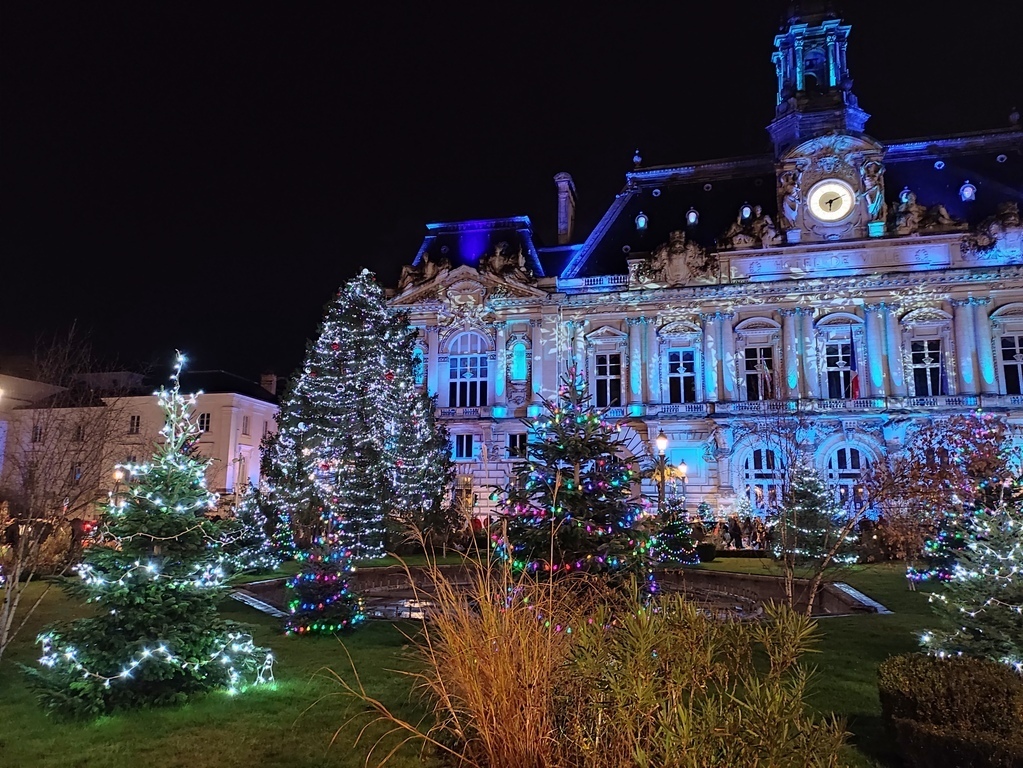 Christmas lights on the town hall
