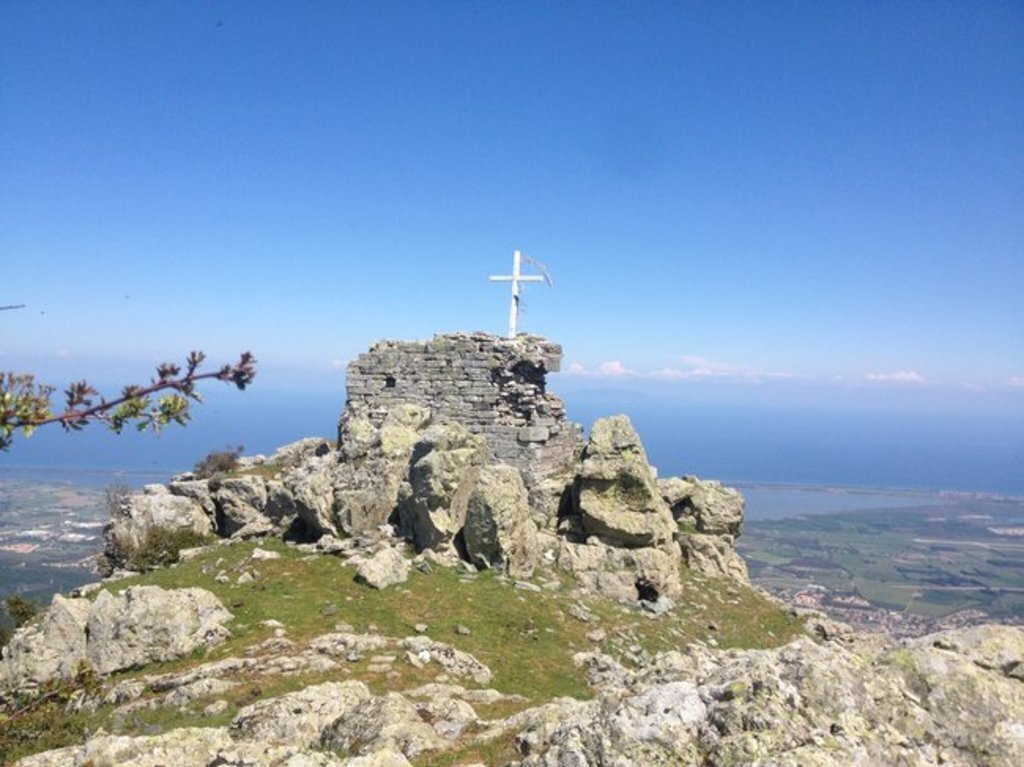 Le sommet de stella au dessus du villagese