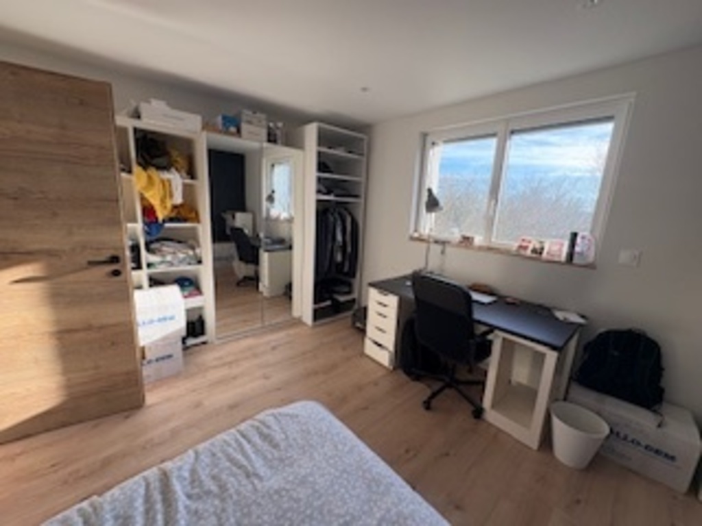 Still the fourth bedroom, at the second floor