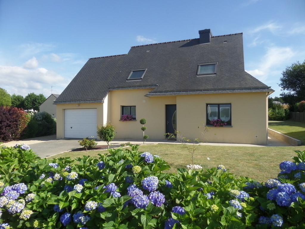 Vue de la maison coté rue