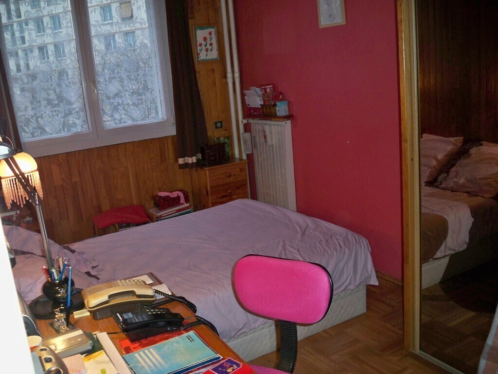 La 1er chambre avec lit double