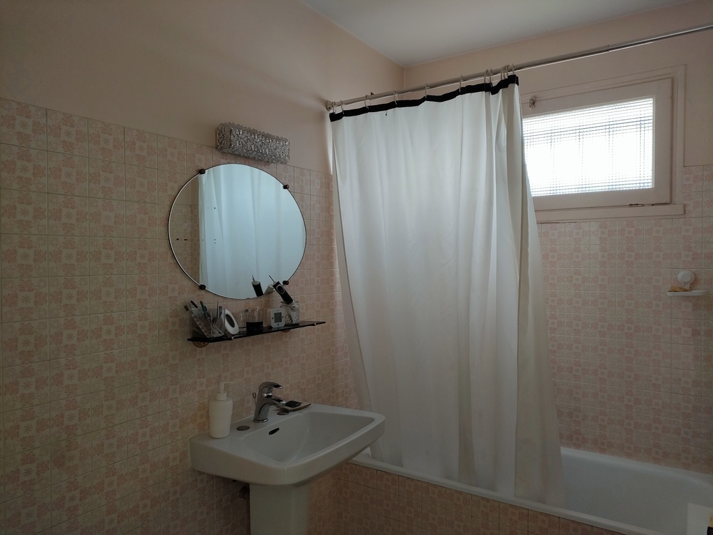 bathroom of the master bedroom