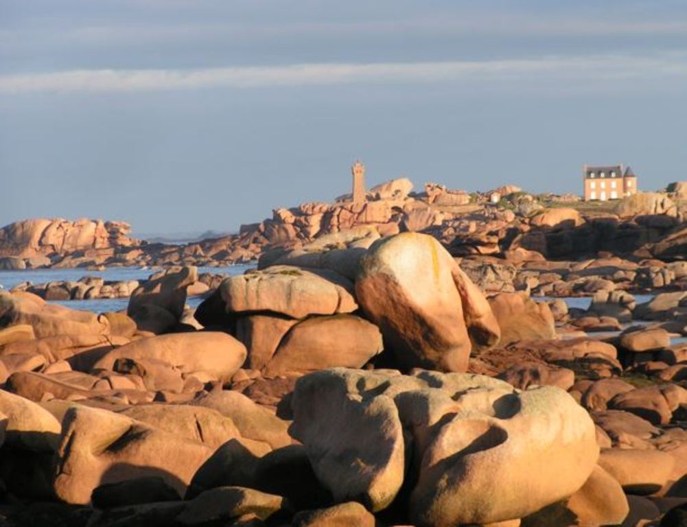 côte de granit rose (2 h by car)