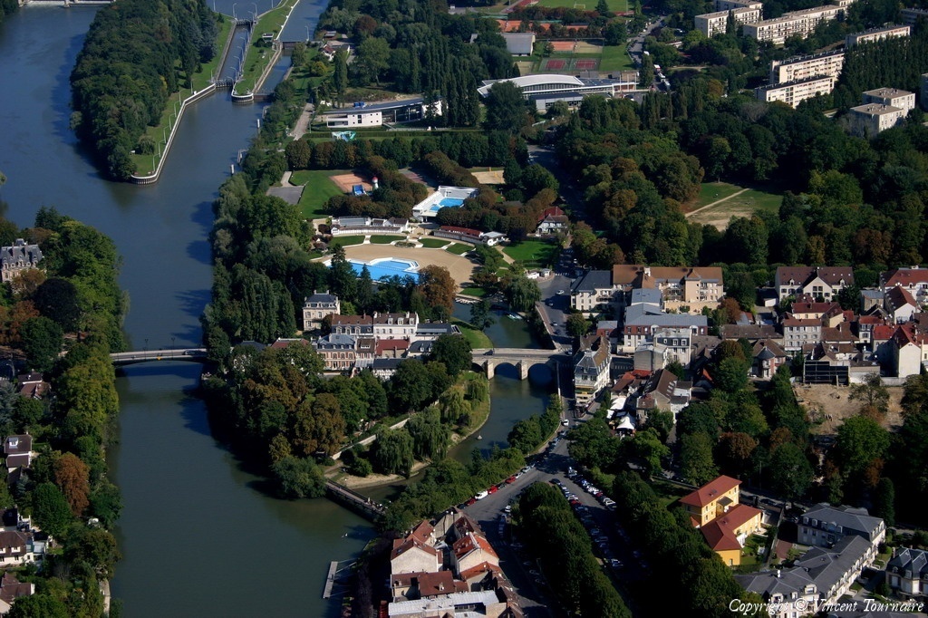 L'Isle Adam ; flight-view, 5 minutes from home.