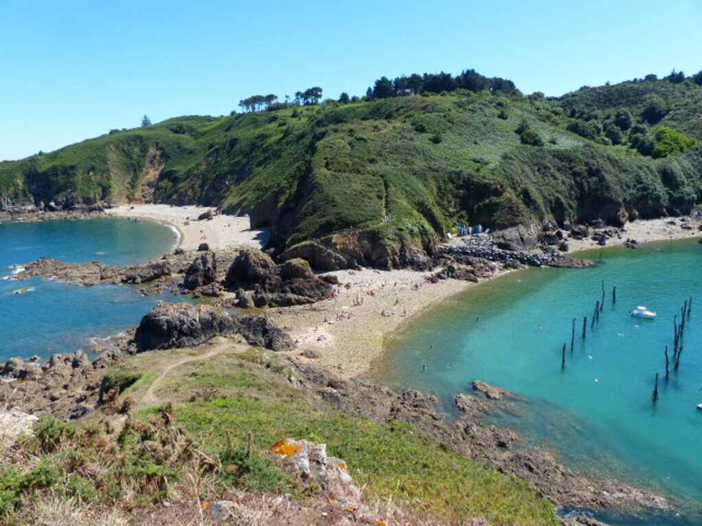 Plouha : little harbour :Gwin Zégal