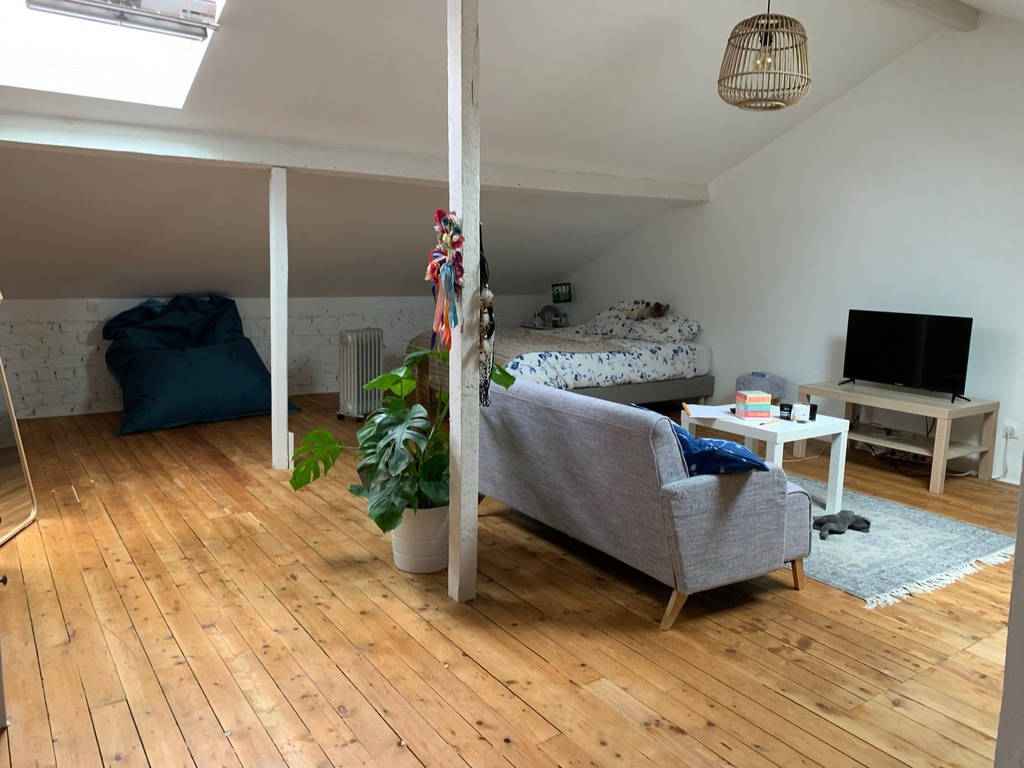 The huge room on the second floor