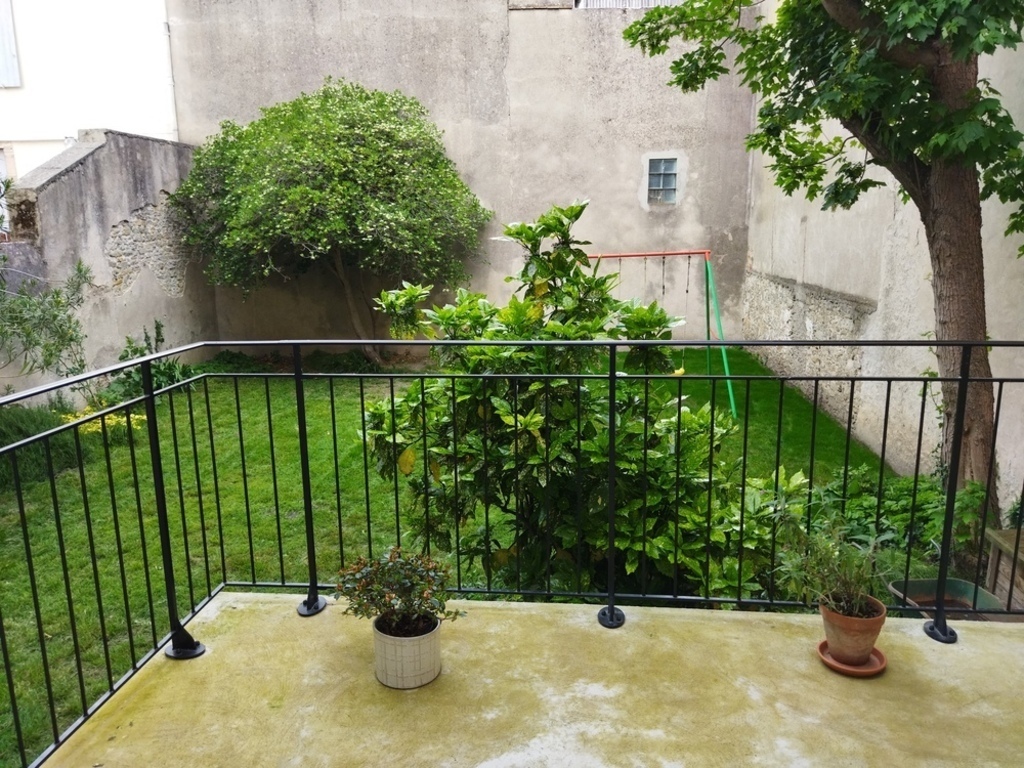 La terrasse et le jardin
