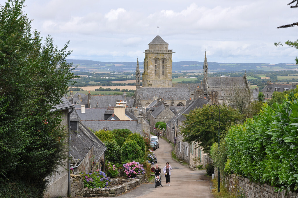 Locronan a city with artisans and artists