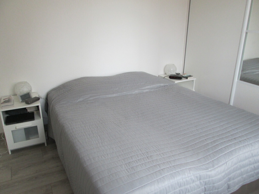 bedroom 1 : queen size bed - cama 160 cm