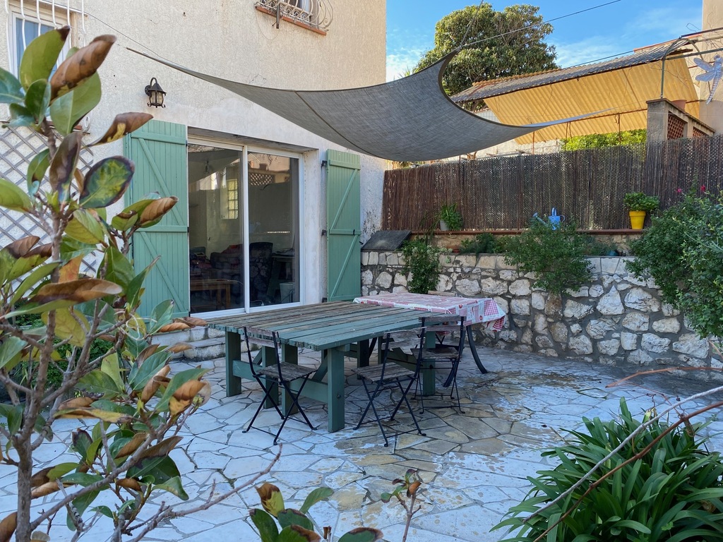 Another view of the terrace (6x6 m terrace).