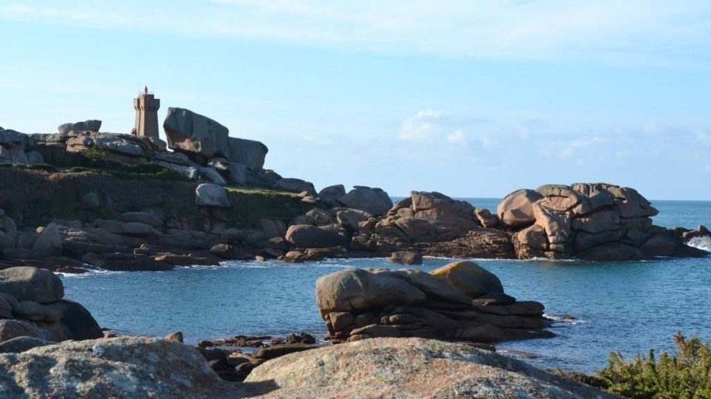 Ploumanach et la Cote de granite rose (one hour from Saint Brieuc)
